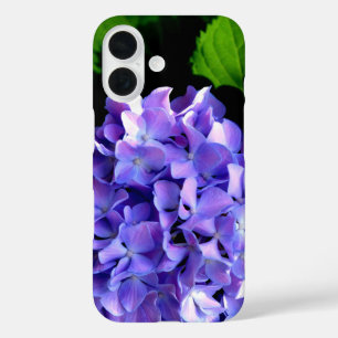 Elegante paarse bloemenblauwe paarse hortensia's iPhone 16 hoesje