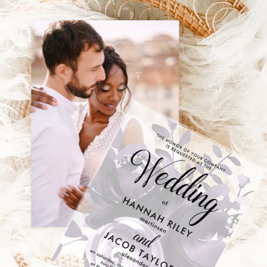 Elegante Paarse bloemenkalligrafie bruiloft Acryl Uitnodigingen