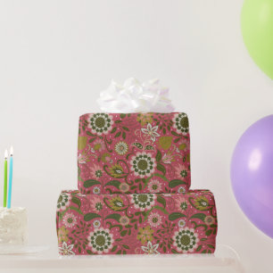 Elegante Paarse Boho Bloemen op Roze Roos Cadeaupapier
