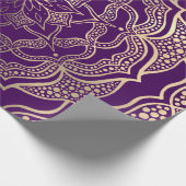 Elegante paarse en gouden mandala donkere boho blo cadeaupapier (Hoek)