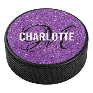 Elegante paarse glitter monogram naam hockey puck