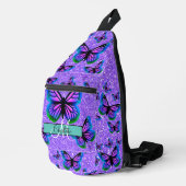 Elegante paarse glitter vlinders monogram sling bag (Rechterhoek)