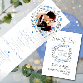 Elegante Paarse Pioen Bloemige Trouw  Drieluik Uitnodiging