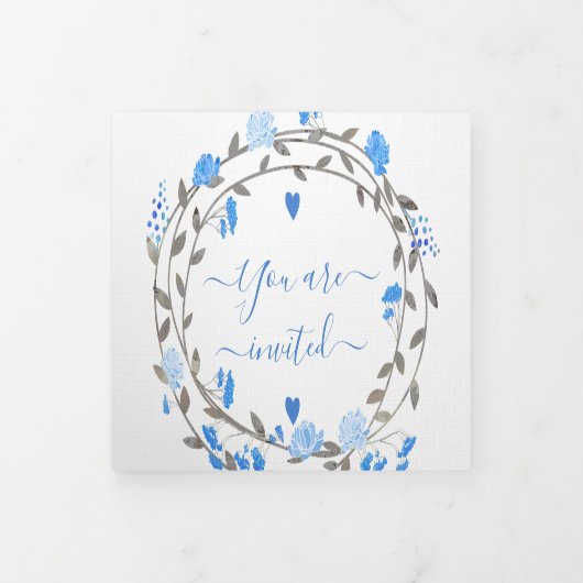 Elegante Paarse Pioen Bloemige Trouw  Drieluik Uitnodiging (Cover)