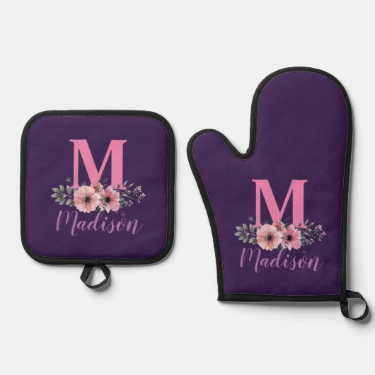 Elegante Paarse roze bloemmonogram Initialen Ovenwant & Pannenlap Set (Voorkant)