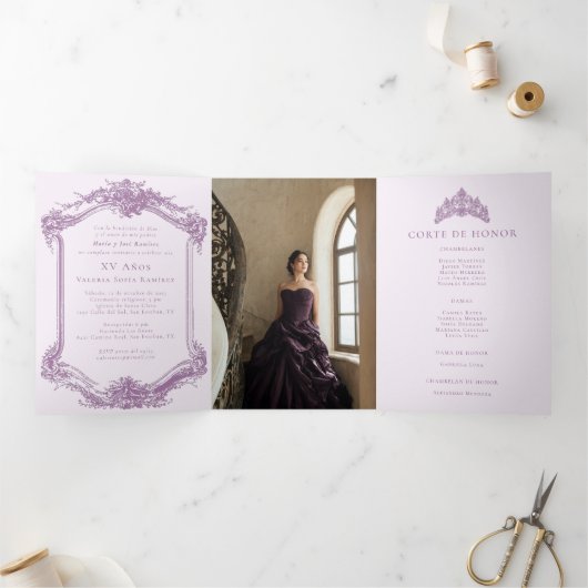 Elegante Paarse Spaanse Quinceañera 15e verjaardag Drieluik Uitnodiging (Binnen)