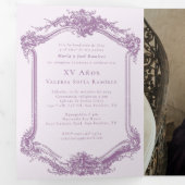 Elegante Paarse tweetalige Quinceañera 15e verjaar Drieluik Uitnodiging (Binnenzijde eerst)