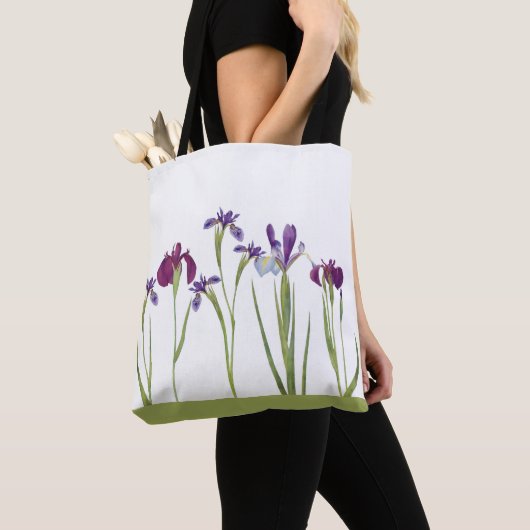 Elegante Paarse Waterverf Iris Flowers Botanical Tote Bag (Dichtbij)