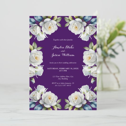 Elegante Paarse Witte Roos Bloemenrand Bruiloft Kaart (Staand voorkant)