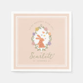 Elegante Pasen Bunny Crest Spring Floral Verjaarda Servet (Voorkant)