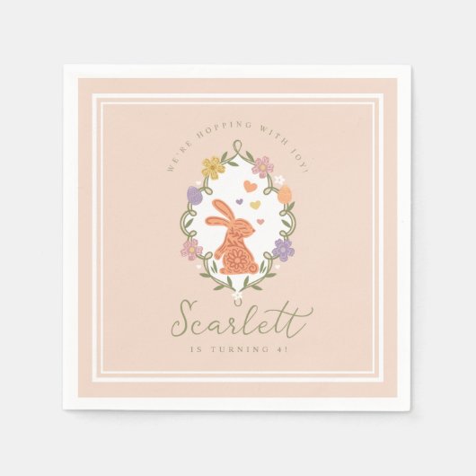 Elegante Pasen Bunny Crest Spring Floral Verjaarda Servet (Voorkant)