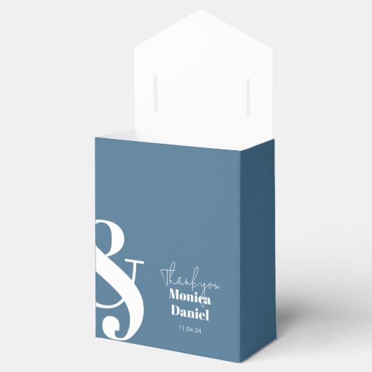 Elegante Pastel Blauwe Geschenkdoos met Moderne St Bedankdoosjes (Geopend)