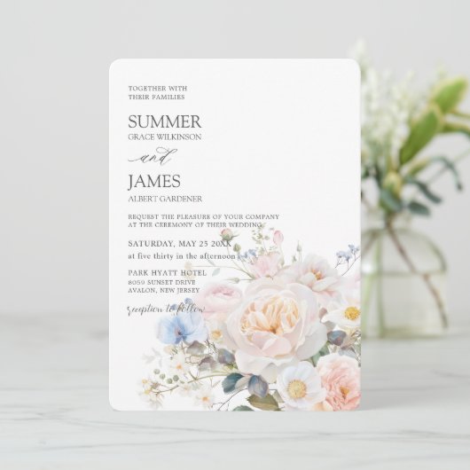 Elegante Pastel Blush Wit Blauw Bloemen Huwelijk Kaart (Staand voorkant)