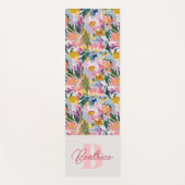 Elegante pastel roze Abstracte bloemnaam Monogram Yogamat (Voorkant)
