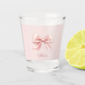 Elegante Pastel Roze Boog & Naam Gepersonaliseerd Shot Glas (Voorkant)