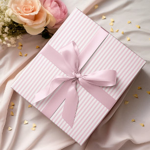 Elegante pastel roze en witte dunne strepen cadeaupapier