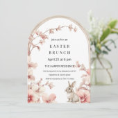 Elegante Pastel Roze & Witte Bloemboog Pasen Kaart (Staand voorkant)