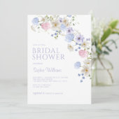 Elegante Pastel Wildflower Bruids Douche Uitnodigi Kaart (Staand voorkant)
