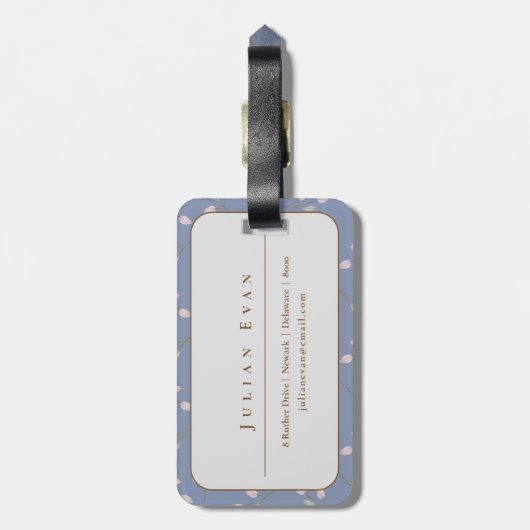 Elegante pastelblauwe bloem glanzend gouden monogr bagagelabel (Achterkant verticaal)