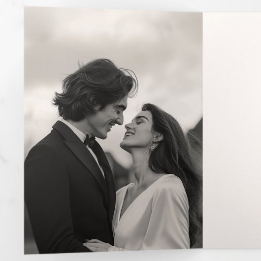 Elegante  Pauw Midnight Blue Wedding Drieluik Uitnodiging (Binnenzijde eerst)