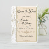 Elegante Pearl Gold Script Wedding Romantische Par Save The Date (Staand voorkant)