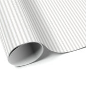 Elegante Pearl Grey Dunne Strepen Cadeaupapier (Rol Hoek)