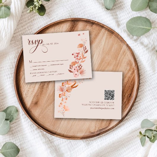 Elegante Perzik Boho Stijl Bloemencode QR code RSV RSVP Kaartje