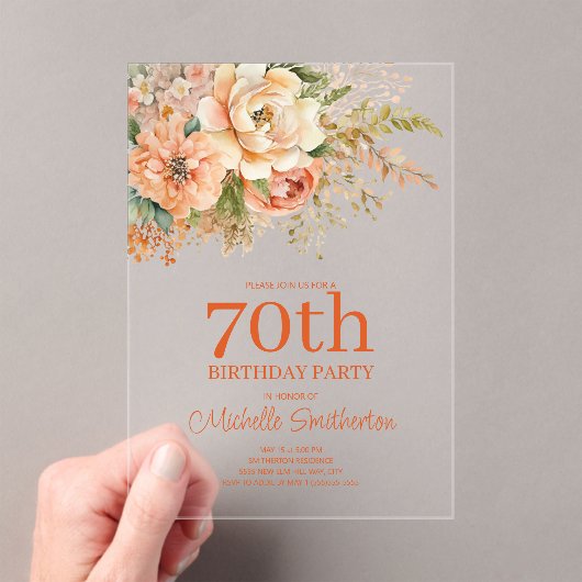 Elegante Perzik Crème Bloemen 70e Verjaardag Acryl Uitnodigingen (Insitu (Draagbaar))