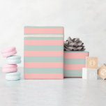Elegante perzik en Blauwgroen gestreepte kleurpast Cadeaupapier<br><div class="desc">gestreepte Sjabloon Modern Elegant Cool Pastel Perzik en Blauwgroen Kleurtonen Stripes Crafts & Party Supplies Cadeau Wrapping Supplies / Matte cadeaupapier.</div>