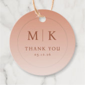 Elegante Perzik Minimalistische Initialen Bedankjes Labels (Voorkant)
