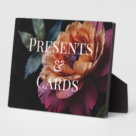 Elegante perzikkleurige rode bloemige moody bruil fotoplaat