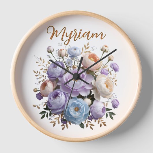 Elegante Pioen Goud Bloem Monogram Houten Klok (Voorkant)