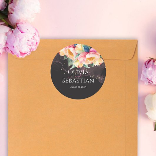 Elegante Pioen Waterverf op Zwart | Bruiloft Ronde Sticker