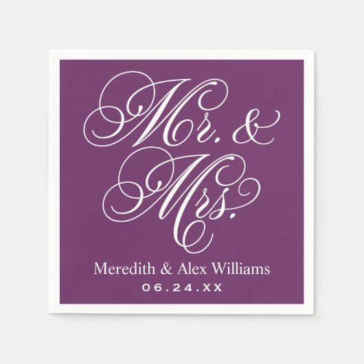 Elegante Plum Mr. en Mrs. Script Custom Monogram Servetten (Voorkant)