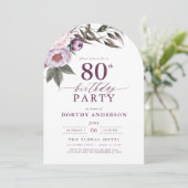Elegante Plum Paarse Bloemen Script 80ste Verjaard Kaart (Staand voorkant)