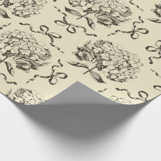 Elegante Preppy Beige Toile Hydrangea Bow Pattern Cadeaupapier (Hoek)
