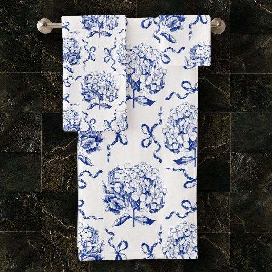 Elegante Preppy Blue Hydrangea Bow Toile Pattern Bad Handdoek