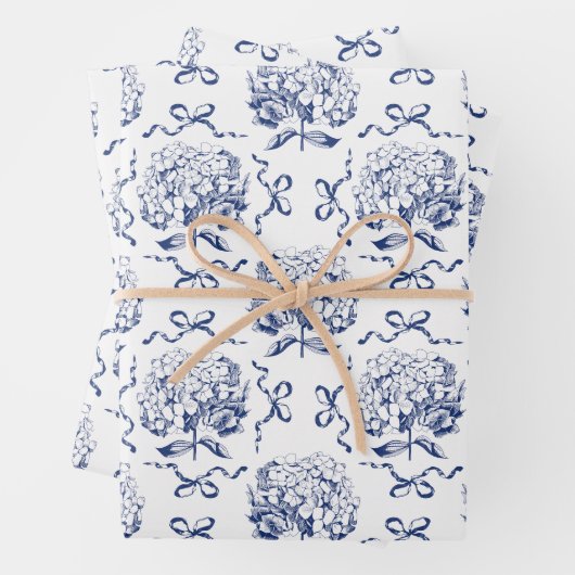 Elegante Preppy Blue Toile Hydrangea Bow Pattern Inpakpapier Vel (In situ)