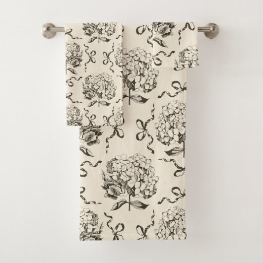 Elegante Preppy Hydrangea Bow Beige Toile Patroon Bad Handdoek (Insitu)