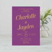 Elegante pruim folie script foto bruiloft uitnodiging (Staand Voorkant)