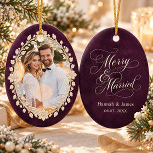 Elegante pruim paarse Merry & Married huwelijksfot Keramisch Ornament