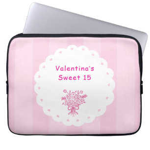 Elegante Quinceañera bloemenboeket Roze & Wit Laptop Sleeve