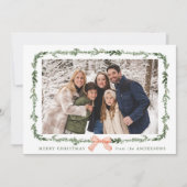 Elegante Red Bow Greenery Garland Foto Feestdagenkaart (Voorkant)