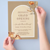 Elegante Retro Arch Bloem Zakelijke Grote Opening Flyer (Hand)