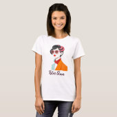 Elegante Retro Vrouw met Roze Zonnebril T-shirt (Voorkant volledig)