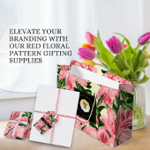 Elegante Rode Bloemen Achtergrond Bedrijfsnaam & L Cadeaulabel