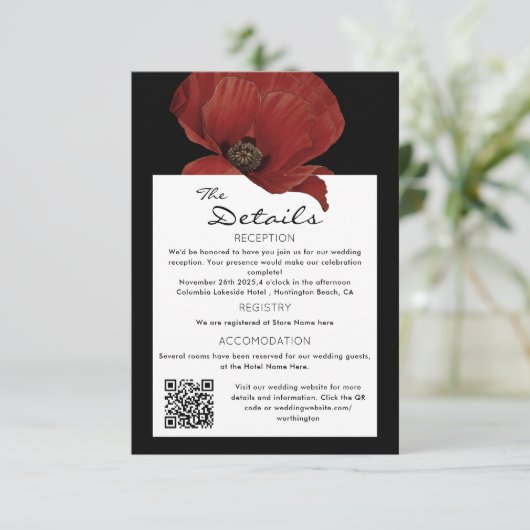 Elegante Rode Bloemen QR Code Bruiloft Gast Detail Informatiekaartje (Staand voorkant)