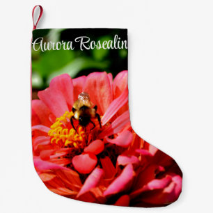 Elegante rode bloemenfoto hommel kleine kerstsok