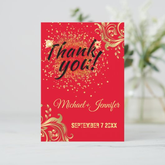 Elegante rode en gouden aangepaste bruiloft bedankkaart (Staand voorkant)
