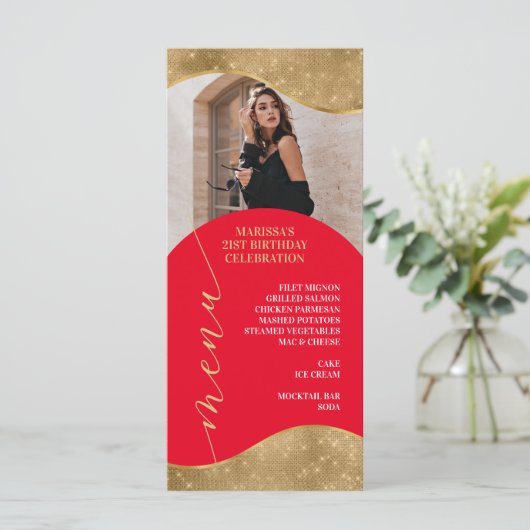 Elegante rode en gouden menukaart met foto (Staand voorkant)